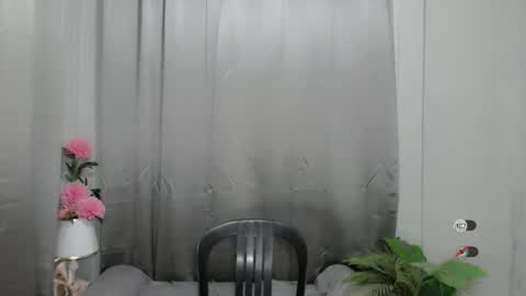 elora_charming online show from February 22, 4:29 am