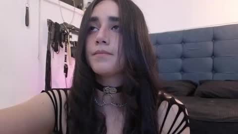 ELOWEN online show from September 15, 7:04 pm