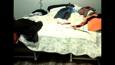 Elpouro online show from December 21, 2:45 pm