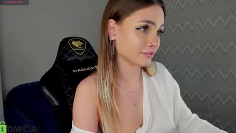 elsa_carterr online show from November 3, 11:22 am