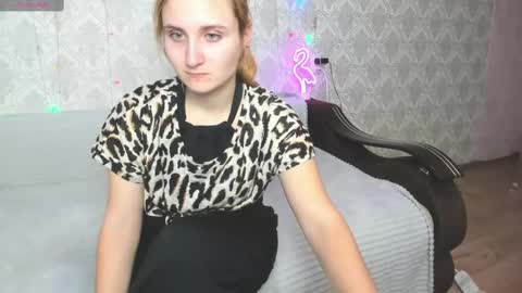 Snapshot of elsa_hot_here chatting on March 6, 11:25 am Elsa online show from March 6, 11:25 am