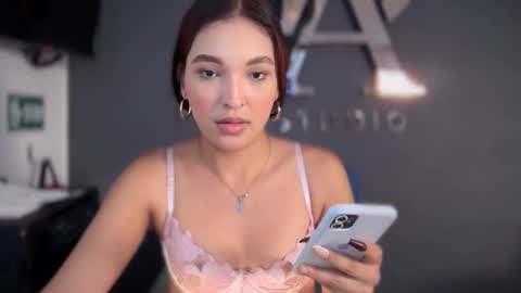  ELSA  online show from October 7, 8:16 pm