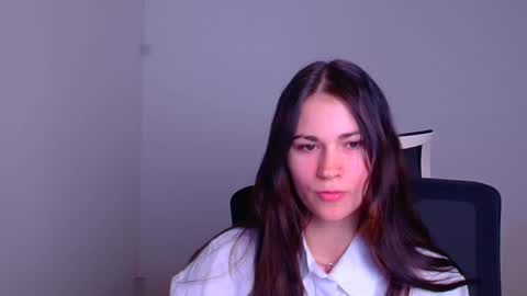Snapshot of elsa_mur chatting on January 22, 7:34 pm Elsa online show from January 22, 7:34 pm