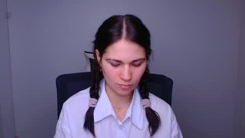 Snapshot of elsa_mur chatting on February 9, 8:13 pm Elsa online show from February 9, 8:13 pm