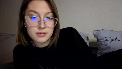 Snapshot of elsaangel chatting on January 11, 11:56 am elsaangel online show from January 11, 11:56 am