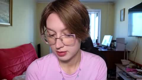 elsaangel online show from December 1, 4:32 am