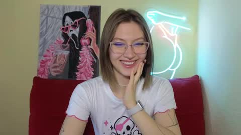 Snapshot of elsaangel chatting on February 26, 5:24 am elsaangel online show from February 26, 5:24 am