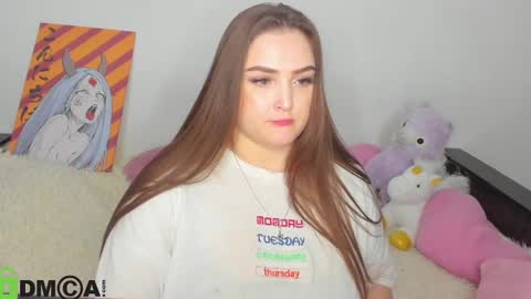 Elsa online show from March 8, 6:47 pm