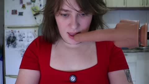 Elsa online show from July 28, 7:39 pm