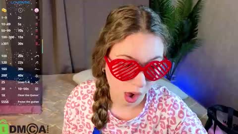 Elsie online show from January 18, 1:25 am