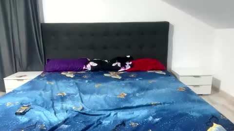 Snapshot of elssa_azzuro chatting on September 18, 8:57 pm Elssa online show from September 18, 8:57 pm