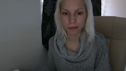 Snapshot of elssa_rush chatting on March 8, 11:16 am elssa_rush online show from March 8, 11:16 am