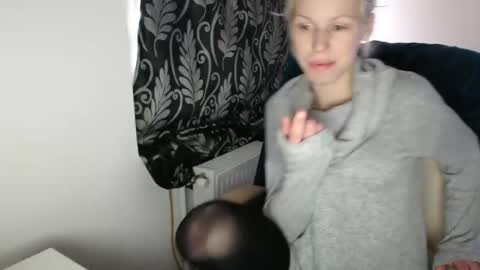 Snapshot of elssa_rush chatting on March 7, 9:29 am elssa_rush online show from March 7, 9:29 am