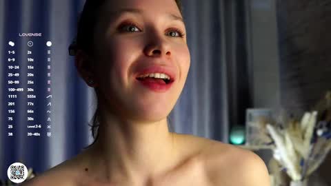 Sophie online show from March 10, 3:12 am