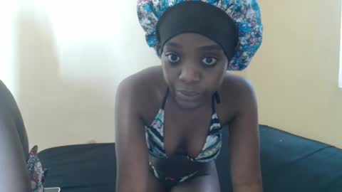 flo online show from November 30, 7:37 am