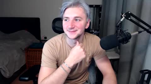 Elvin Vaenight online show from November 7, 9:39 pm