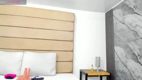 ely brown online show from April 11, 7:45 am