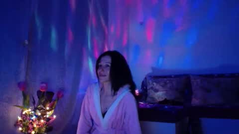 Snapshot of elysasun chatting on March 2, 1:15 am Elisa online show from March 2, 1:15 am