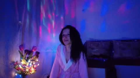 Snapshot of elysasun chatting on February 27, 12:25 am Elisa online show from February 27, 12:25 am