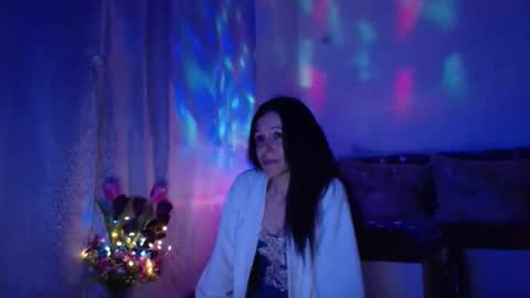 Snapshot of elysasun chatting on February 14, 12:30 am Elisa online show from February 14, 12:30 am