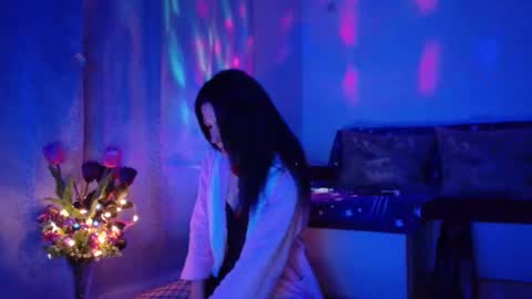 Snapshot of elysasun chatting on February 24, 12:09 am Elisa online show from February 24, 12:09 am