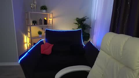 Call me Elis online show from January 3, 6:11 am