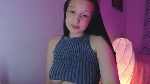 Em1l1a online show from September 21, 6:34 pm