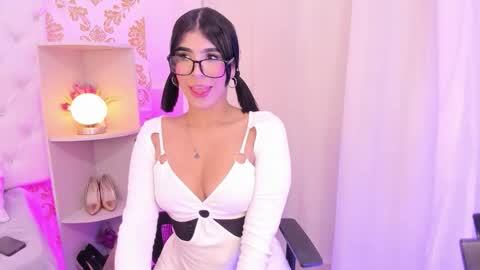 Ema Lambert  online show from December 22, 1:12 am