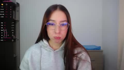  Emaa  online show from October 15, 9:15 pm