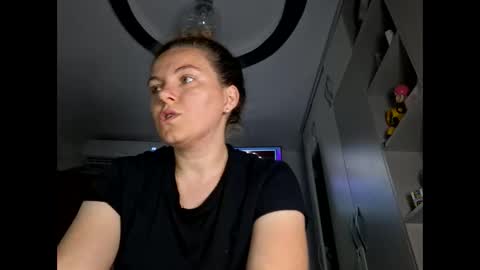 emanuel_berta online show from May 14, 8:18 pm