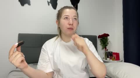 Snapshot of ember_bunny chatting on February 11, 7:05 pm alice online show from February 11, 7:05 pm