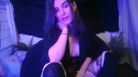 Ellie online show from December 25, 1:10 am