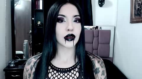 Snapshot of emearld_black chatting on September 21, 5:55 am Emerald Black online show from September 21, 5:55 am