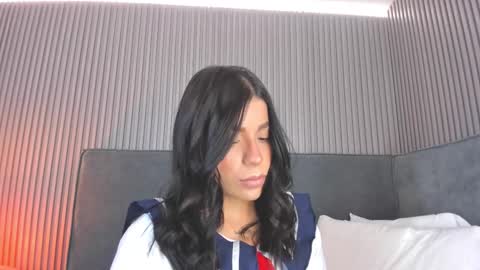 emelie_89 online show from November 26, 12:24 pm