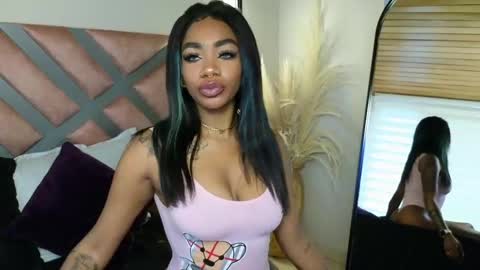 Snapshot of emely_brandon_ chatting on March 11, 7:03 pm anyelii online show from March 11, 7:03 pm