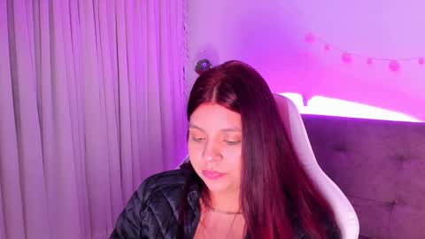 Emely online show from January 4, 3:39 pm