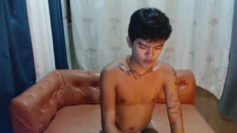 emerald_cummer online show from March 4, 7:00 pm