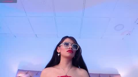 Snapshot of emerald_gh chatting on September 13, 4:59 am Danna online show from September 13, 4:59 am