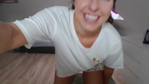 just me online show from September 16, 9:23 am