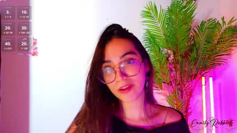 Emmily Roberts online show from February 4, 3:21 am