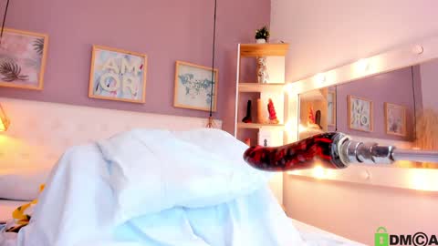 Snapshot of emi_sary chatting on January 31, 11:56 pm Emily Sarai online show from January 31, 11:56 pm