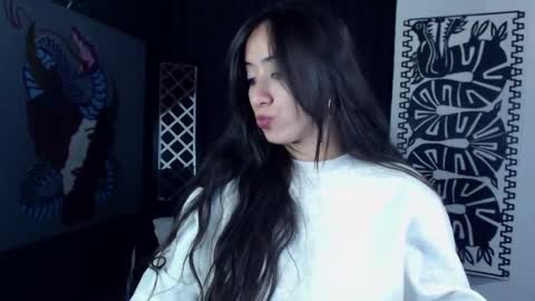 Snapshot of emiantonella_ chatting on February 22, 12:16 am Antonella online show from February 22, 12:16 am