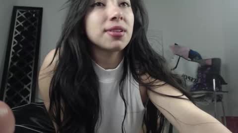 Snapshot of emiantonella_ chatting on September 14, 12:24 am Antonella online show from September 14, 12:24 am