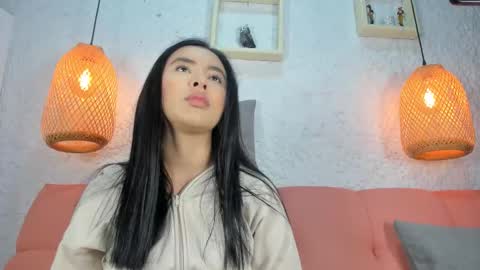 Emily online show from December 17, 12:12 pm