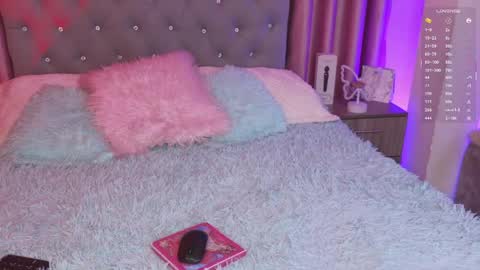 Emily online show from June 3, 1:41 am