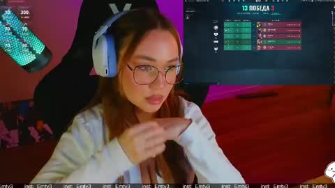 Emili online show from May 23, 10:22 am