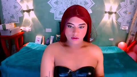 Emili roux online show from February 18, 12:28 pm