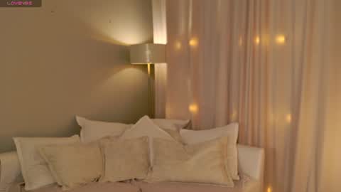 emilia_dream online show from July 7, 6:34 pm