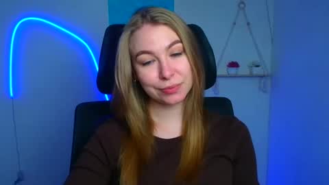 Emilia online show from February 17, 12:26 pm