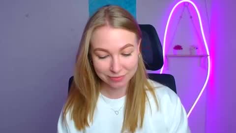 Emilia online show from March 26, 12:32 pm